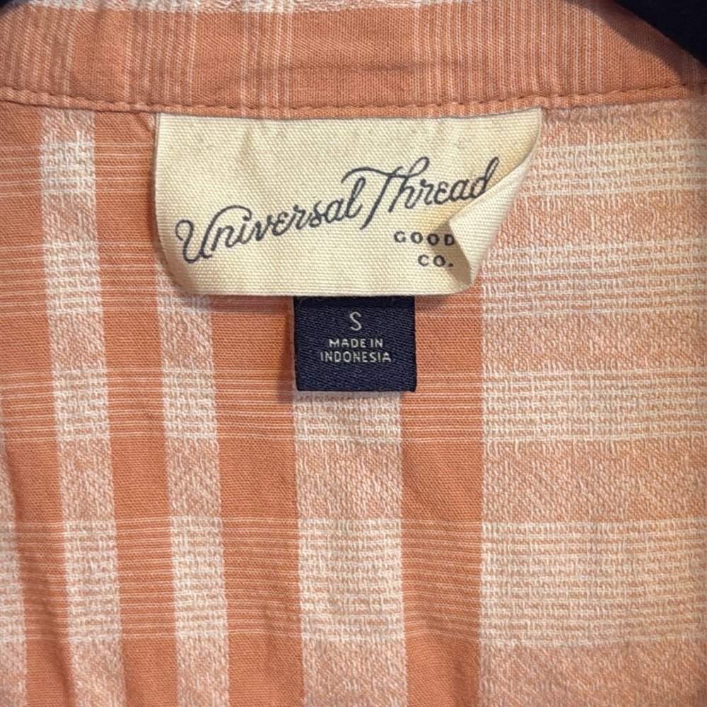 🌻 Universal Thread Orange and Cream Plaid Button Down Short Sleeve Top - Picture 2 of 5